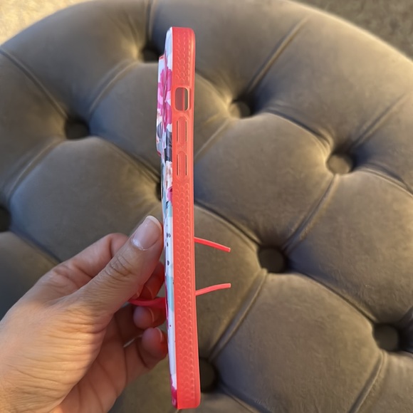 Loopy iPhone 14 Pro Max case - Picture 3 of 4